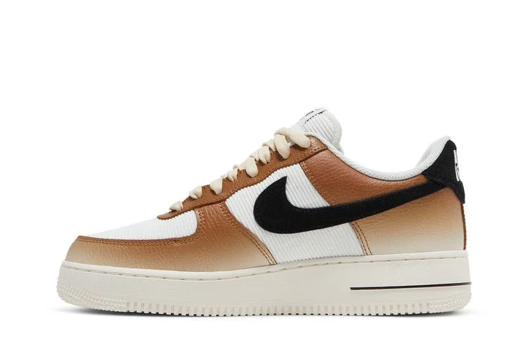 Krossovki-Nike-Wmns-Air-Force-1-07-Ale-Brown-2