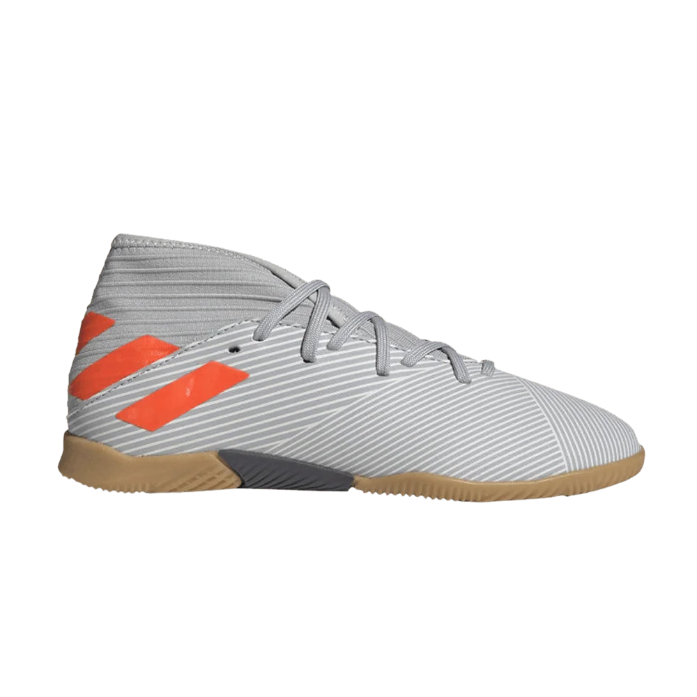 Krossovki-Adidas-Nemeziz-19.3-IN-J-Grey-Solar-Orange