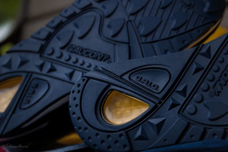 Кроссовки Saucony Packer Shoes x Just Blaze x Grid 9000 'Snow Beach'