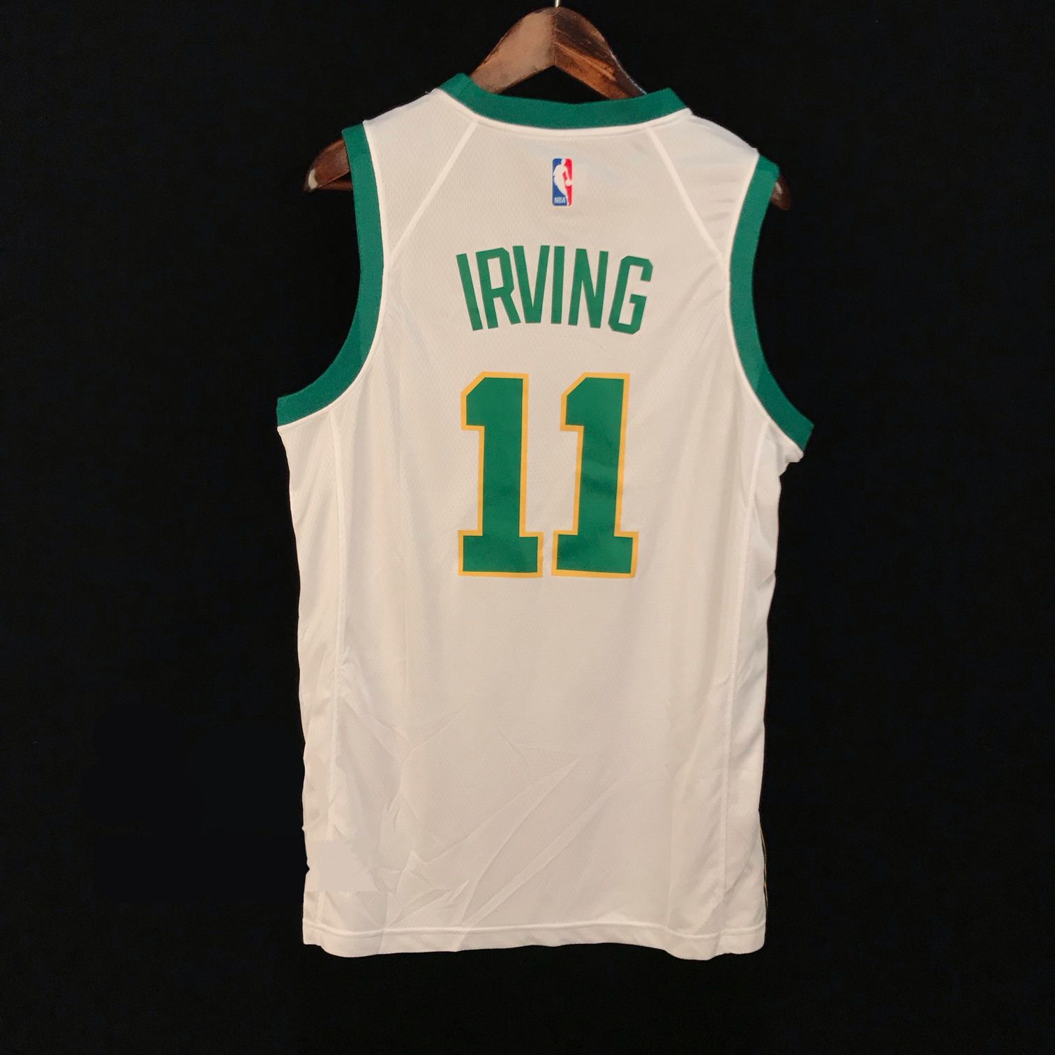 Баскетбольная джерси 2018-19 Kyrie Irving Celtics #11 City White