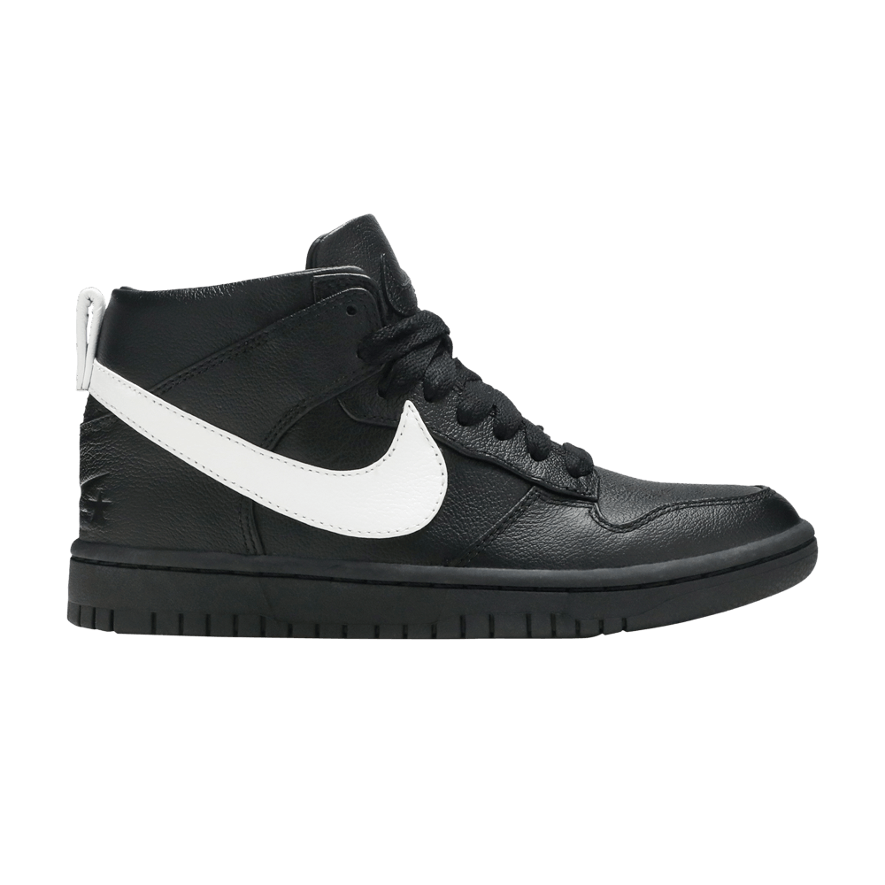 riccardo-tisci-x-nikelab-dunk-lux-chukka-910088-001