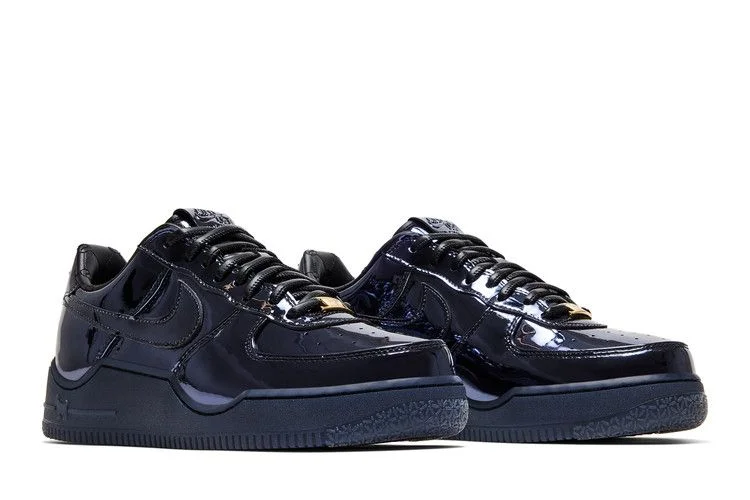Krossovki-LeBron-James-x-Nike-Air-Force-1-Low-NYC-7