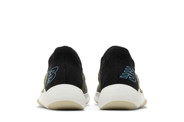 Кроссовки New Balance FuelCell Rebel 'Grey Black'
