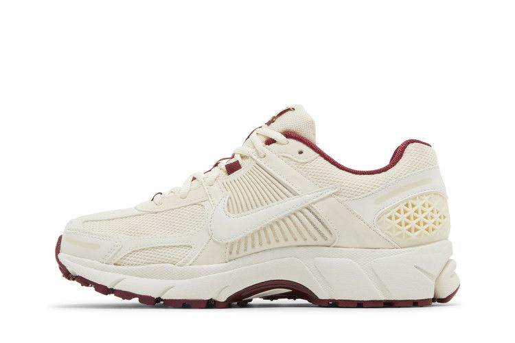 Кроссовки Nike Wmns Air Zoom Vomero 5 'Valentine's Day'