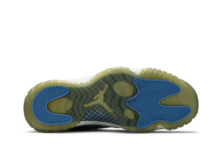 Krossovki-Air-Jordan-11-Retro-Low-Columbia-2001-3