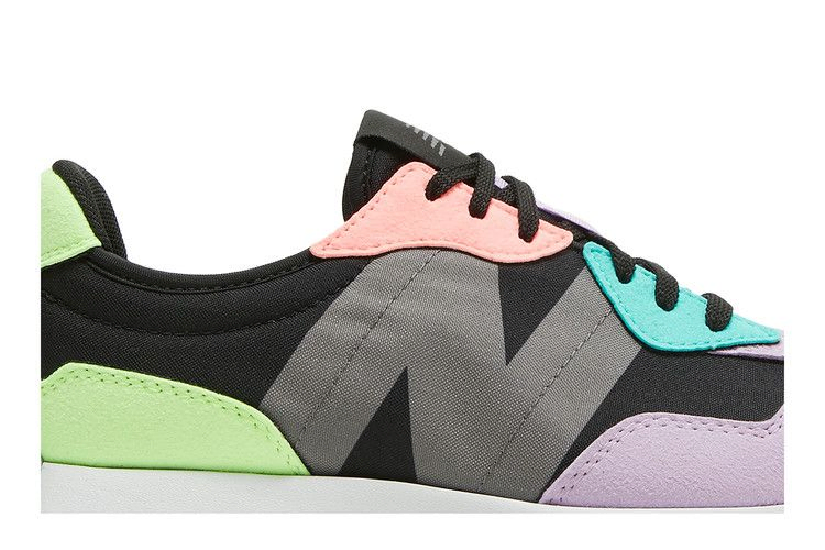 Кроссовки New Balance Wmns 327 'Black Dark Violet'