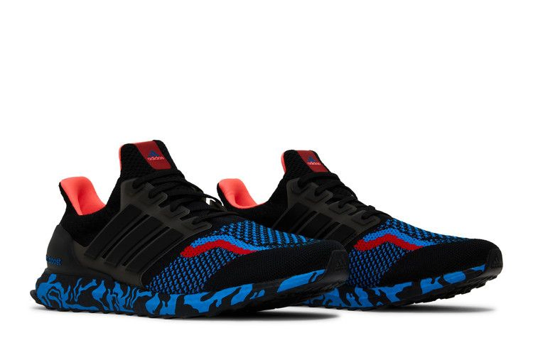 ultraboost-5-0-dna-black-vivid-red-gz1540_07