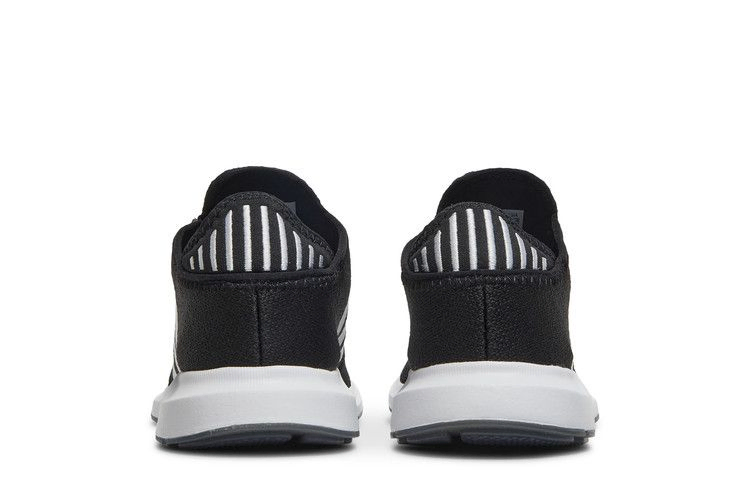 Кроссовки Adidas Wmns Swift Run X 'Black White'