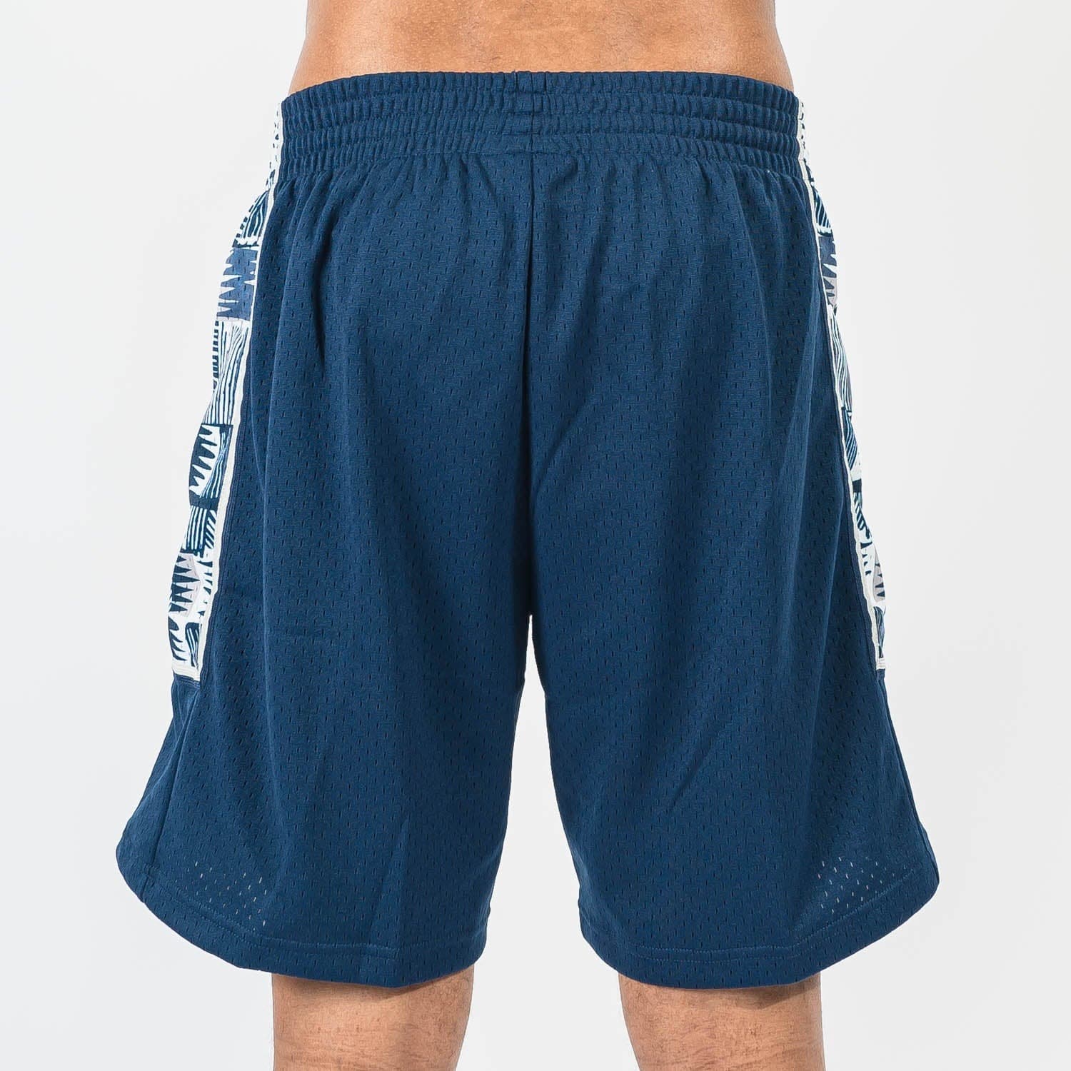 Mitchell-Ness-Georgetown-Hoyas-1995-96-Hardwood-Classics-Throwback-Swingman-NCAA-Shorts-5