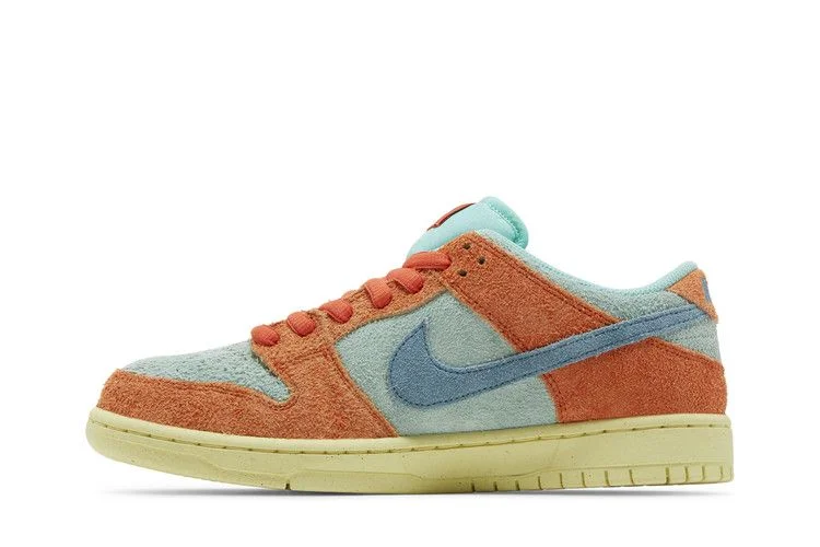 Кроссовки Nike Dunk Low SB 'Orange Emerald Rise'