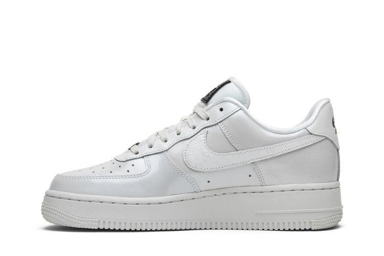 Кроссовки Nike Wmns Air Force 1 'Luxe'