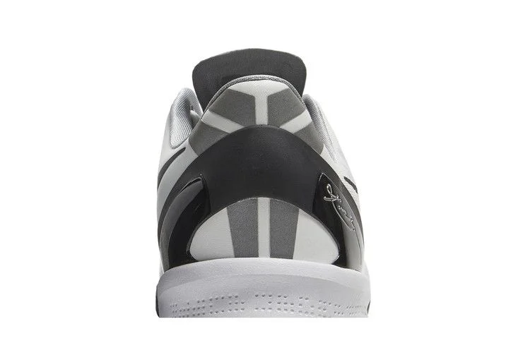 Krossovki-Nike-Kobe-8-TB-White-Black-6