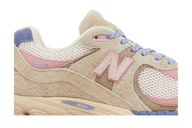 Кроссовки Hype DC x New Balance 2002R 'Native Dynamics'