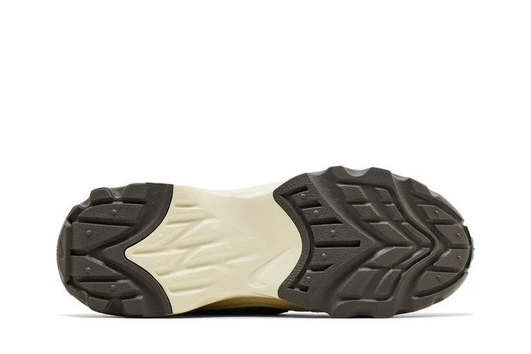 Krossovki-Nike-Wmns-TC-7900-Beach-Off-Noir-3