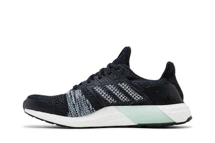 Кроссовки adidas UltraBoost ST 'Core Black'