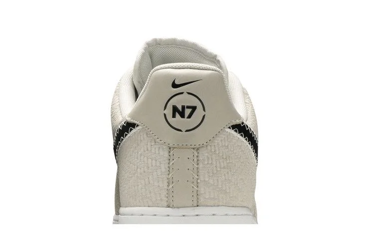 Krossovki-Nike-Air-Force-1-Low-N7-2018-6