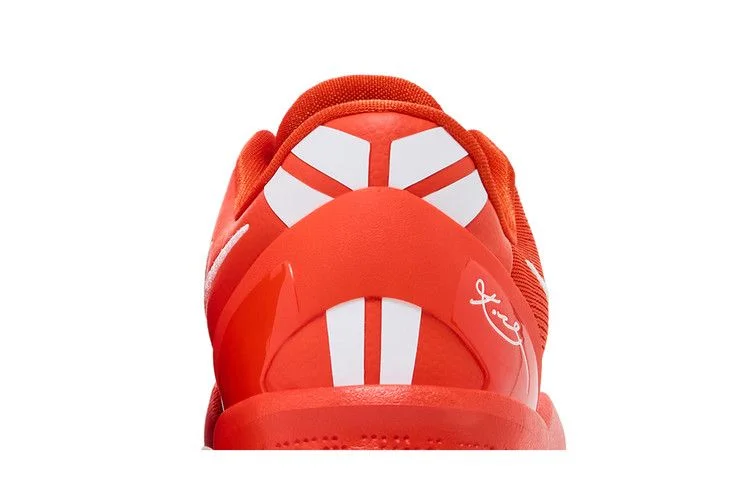 Krossovki-Nike-Kobe-8-Protro-TB-Promo-Team-Orange-6