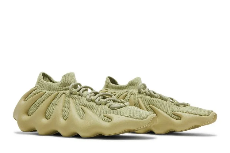 Krossovki-adidas-Yeezy-450-Resin-7