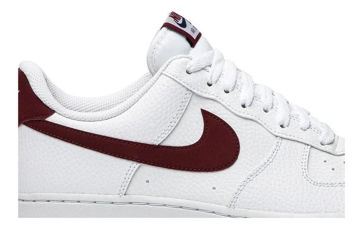 Krossovki-Nike-Air-Force-1-Low-Team-Red-Gum-1