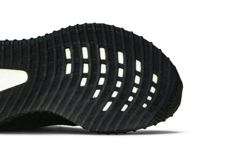 Кроссовки adidas Yeezy Boost 350 V2 Kids 'Bred'