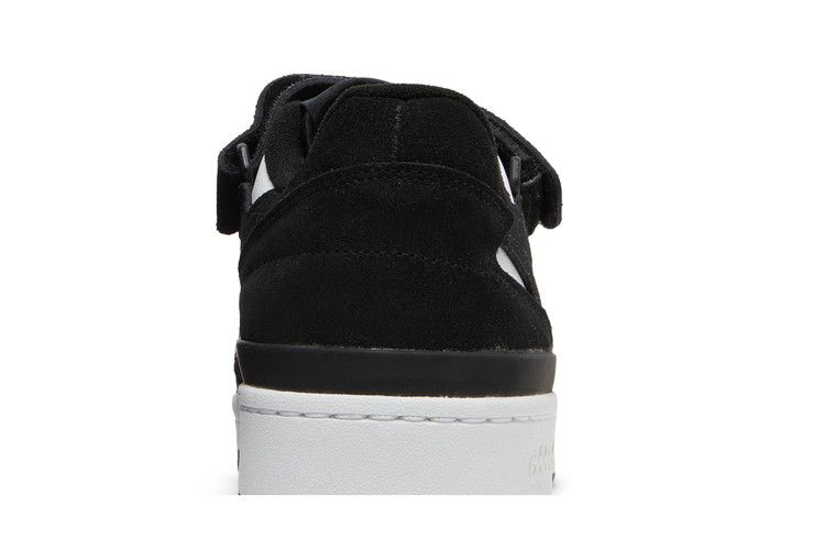 Кроссовки adidas Forum Low 'Panda'