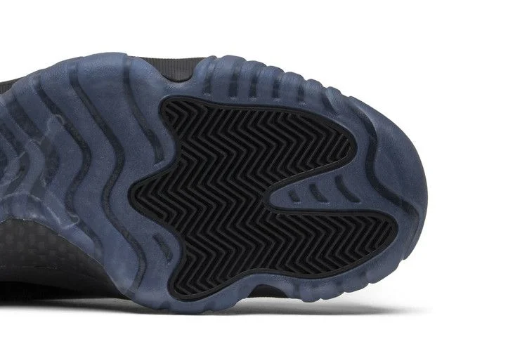 Кроссовки Air Jordan 11 Retro 'Cap and Gown'