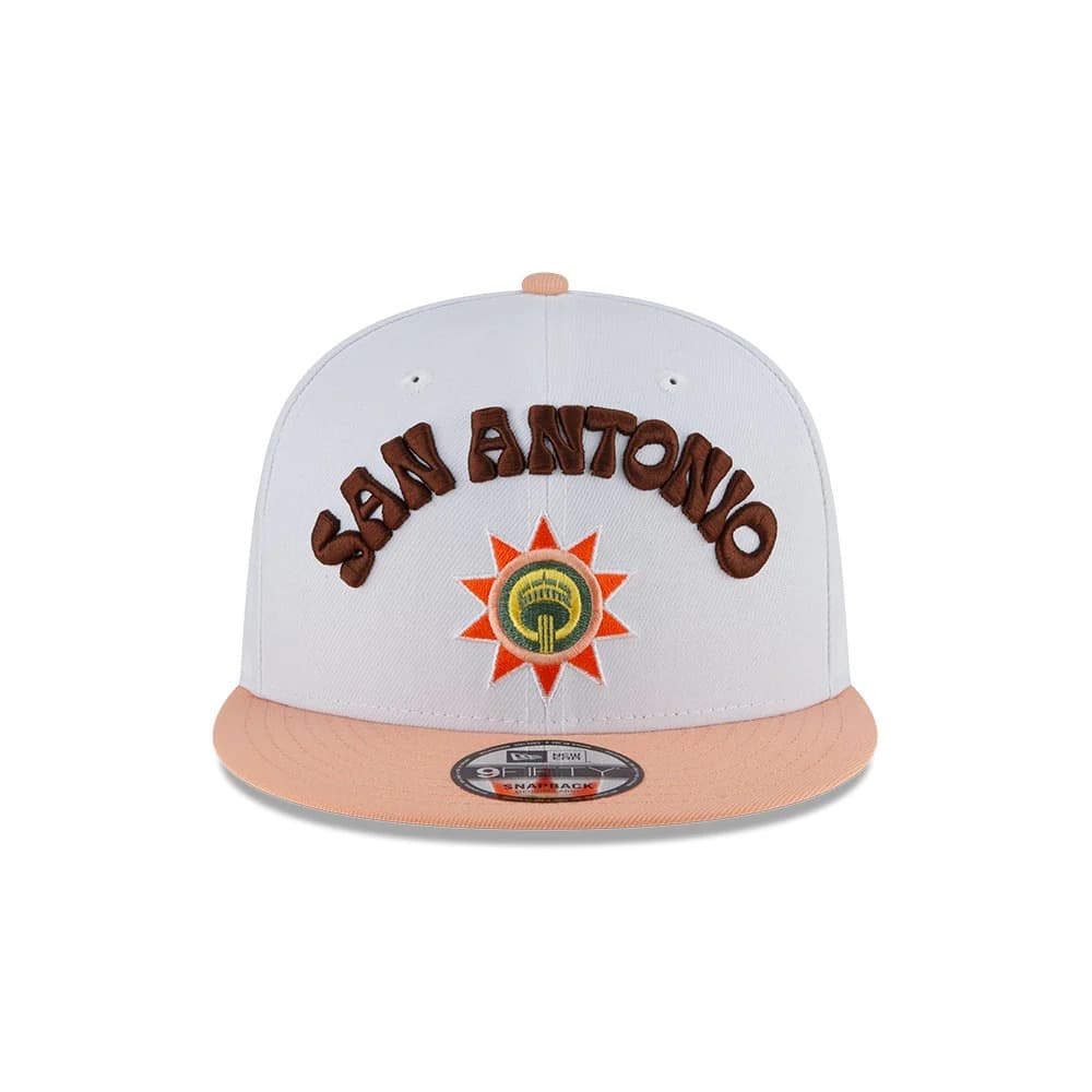 Бейсболка New Era San Antonio Spurs 9FIFTY 2024 City Edition NBA Snapback Hat
