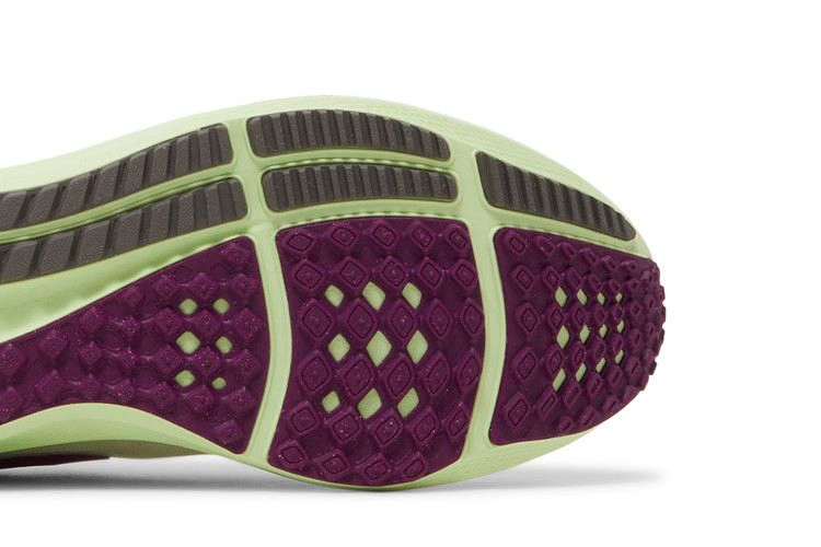 Кроссовки Nike Air Zoom Pegasus 39 'Red Plum Volt'