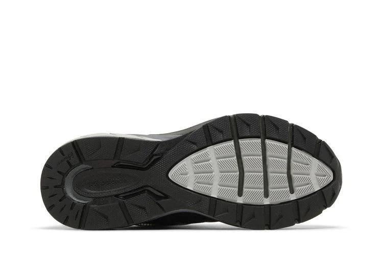 Krossovki-New-Balance-Wmns-990v5-Made-In-USA-Black-3
