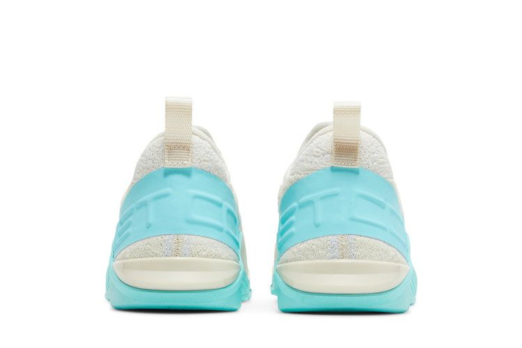wmns-react-metcon-light-cream-aurora-green-bq6046-203_05