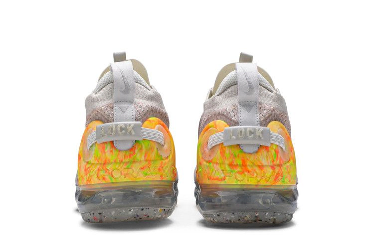 Кроссовки Nike Air VaporMax 2020 Flyknit 'Light Bone'