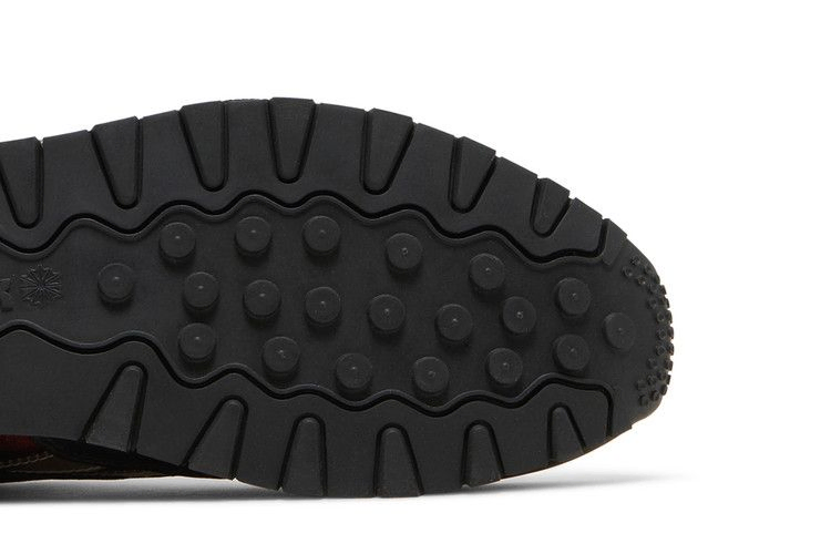 Кроссовки Anuel AA x Reebok Classic Leather 'The Sky Above The Street'