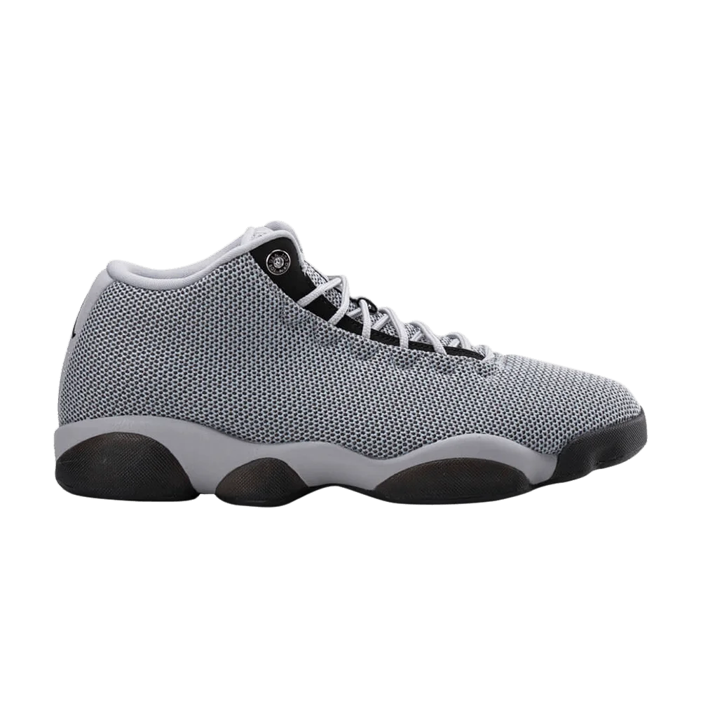 Krossovki-Air-Jordan-Horizon-Low-Wolf-Grey-1