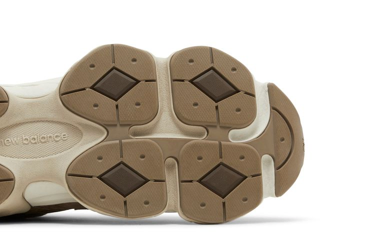 Кроссовки New Balance 9060 'Mushroom Brown'