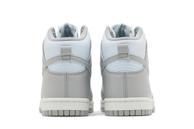 Кроссовки Nike Wmns Dunk High 'Blue Tint'