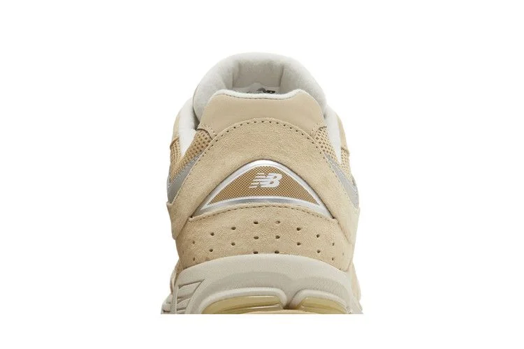 Кроссовки New Balance 2002R 'Khaki'