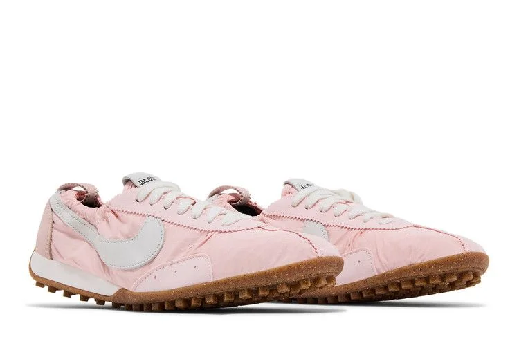 jacquemus-x-wmns-nike-moon-shoe-sp-aluminum-pink-hv8547-601_8