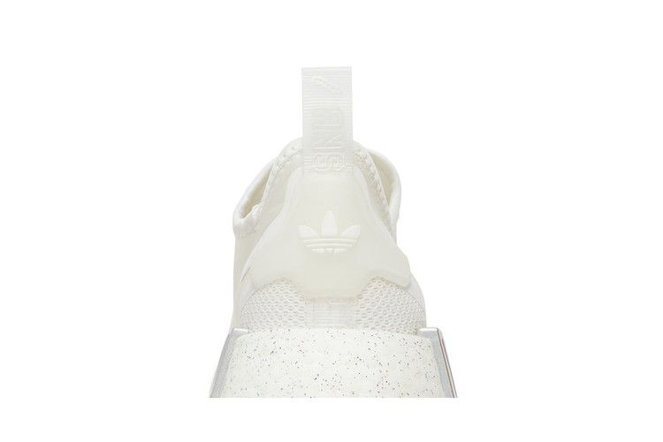 Кроссовки Adidas Wmns NMD_R1 Spectoo 'White Iridescent'