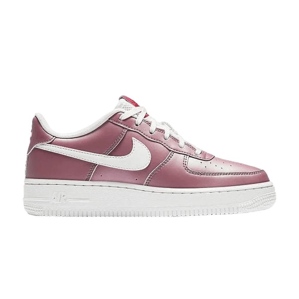 Krossovki-Nike-Air-Force-1-Low-LV8-GS-Track-Red