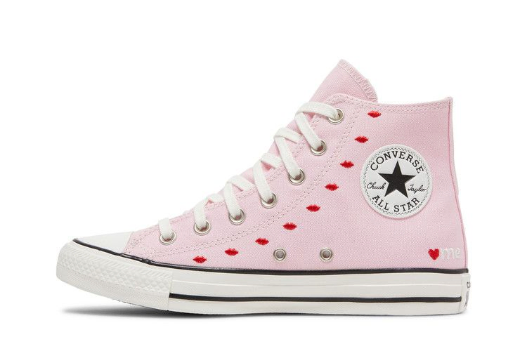 wmns-chuck-taylor-all-star-high-embroidered-hearts-cherry-blossom-a01603f_02