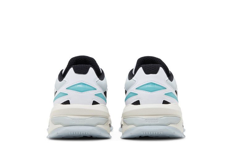 nano-odyssey-white-black-388608-01_05