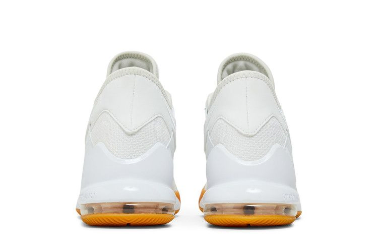 Кроссовки Nike Air Max Impact 2 'Summit White Metallic Bronze'