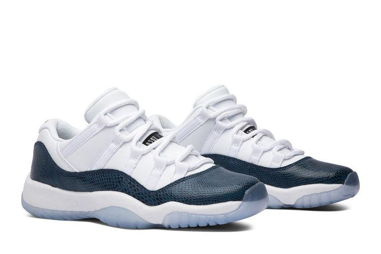 jordan-11-retro-low-gs-snake-navy-2019-cd6847-102_07