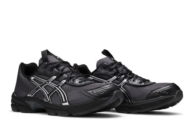 Krossovki-Kiko-Kostadinov-x-ASICS-UB2-S-Gel-1130-Asphalt-Pure-Silver-7