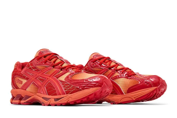 Krossovki-Marvel-vs.-Capcom-x-Kith-x-ASICS-Gel-Nimbus-10.1-Double-Box-Iron-Man-vs.-Mega-Man-With-Comic-Book-16