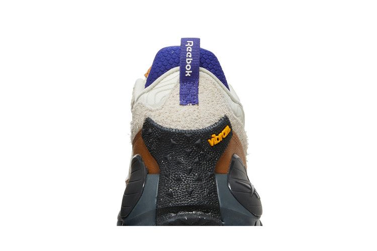 Кроссовки Reebok Zig Kinetica 2.5 Edge 'Chalk Wild Brown'