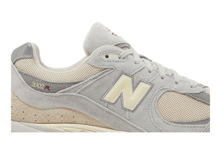 Кроссовки New Balance 2002R 'Lunar New Year - Concrete'