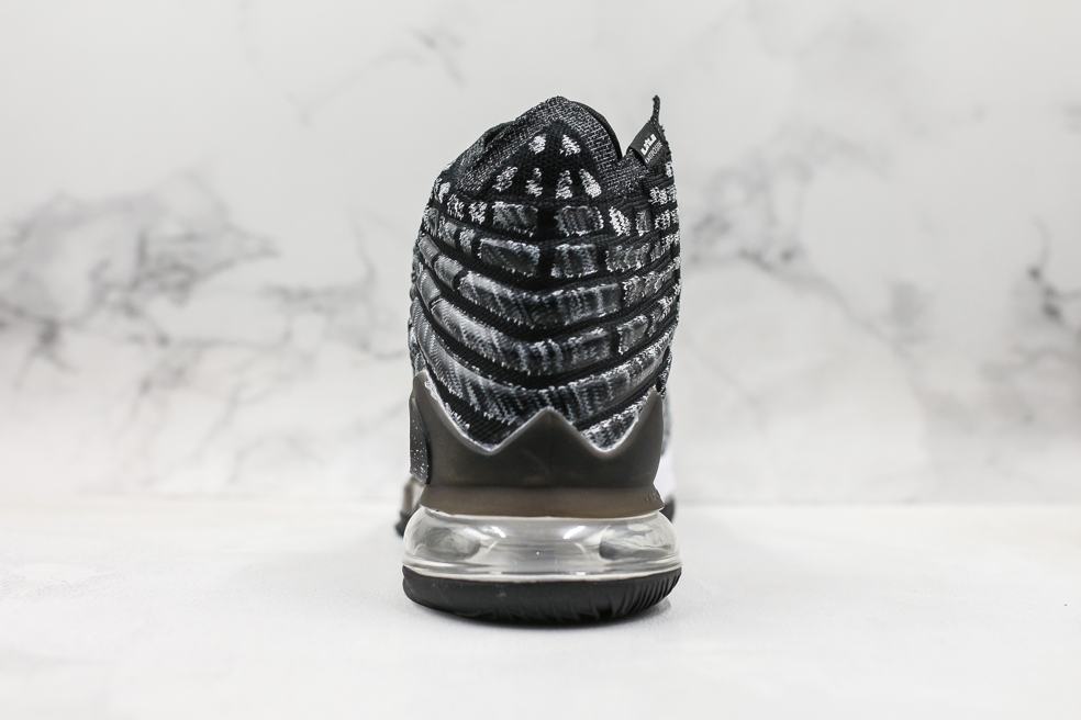 Кроссовки Nike LeBron 17 Black White
