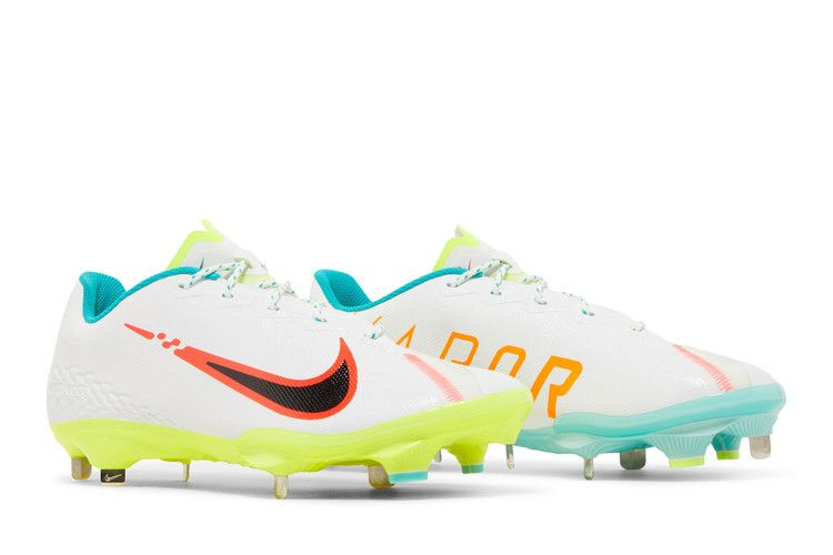 react-vapor-ultrafly-elite-4-white-aurora-green-da0701-104_07