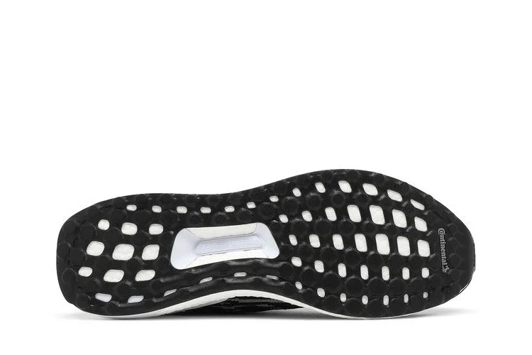 Krossovki-adidas-UltraBoost-5.0-Uncaged-DNA-Oreo-3